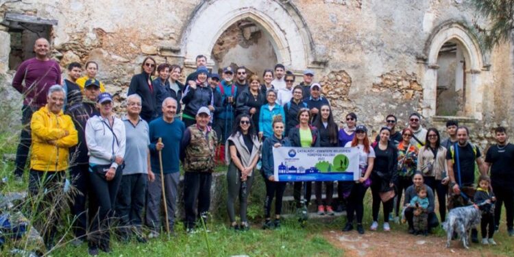CTP Gençlik Örgütü Girne İlçesi ile Çatalköy-Esentepe Belediyesi Yürüyüş Kulübü, doğa yürüyüşü yaptı