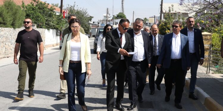 Başbakan Üstel, Beyarmudu Kapısı’nda incelemelerde bulundu… “Kendi tarafımızdaki genişletme işini önümüzdeki haftadan itibaren başlatacağız”