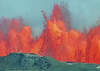 İzlanda'nın Reykjanes Yarımadası'nda bu yıl 4. yanardağ patlaması