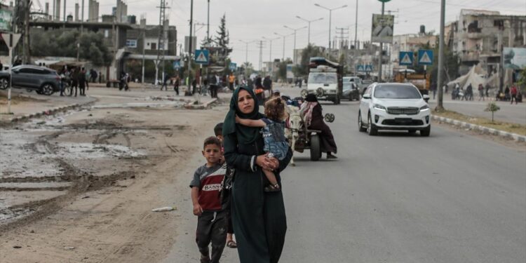 BM, Refah'taki insanların yeniden zorla yerinden edilmelerinden endişeli