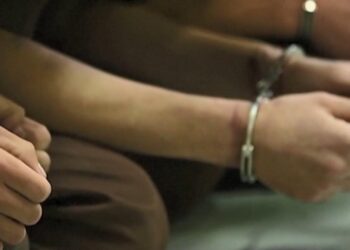 İsrail askerleri Batı Şeria'da 20 Filistinliyi gözaltına aldı