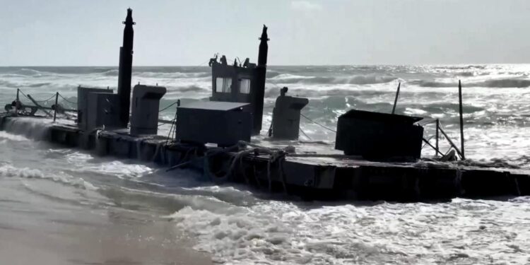 Pentagon: Gazze'deki yüzer iskelenin tamiri bir haftayı aşar, havadan yardımlara da ara verdik