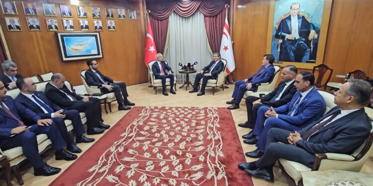 TC Ulaştırma ve Altyapı Bakanı Uraloğlu Başbakan Üstel tarafından kabul edildi