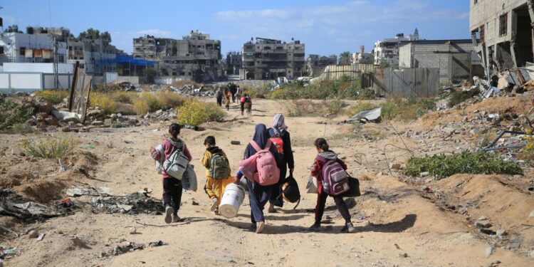 İşgalci İsrail'in Gazze'nin kuzeyindeki nüfusu yerinden etme planı 18 gündür sürüyor