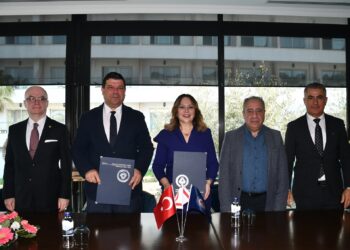 DAÜ ile Tangül Ünal Çağıner Çocuklara Yardım Vakfı işbirliği protokolü imzaladı