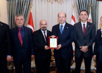 Cumhurbaşkanı Tatar, KKTC Türk Devletleri Teşkilatı Derneği yönetimini kabul etti