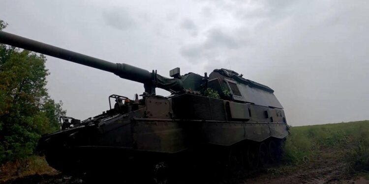 Almanya, Ukrayna'ya gelişmiş obüslerin teslimatına başladı